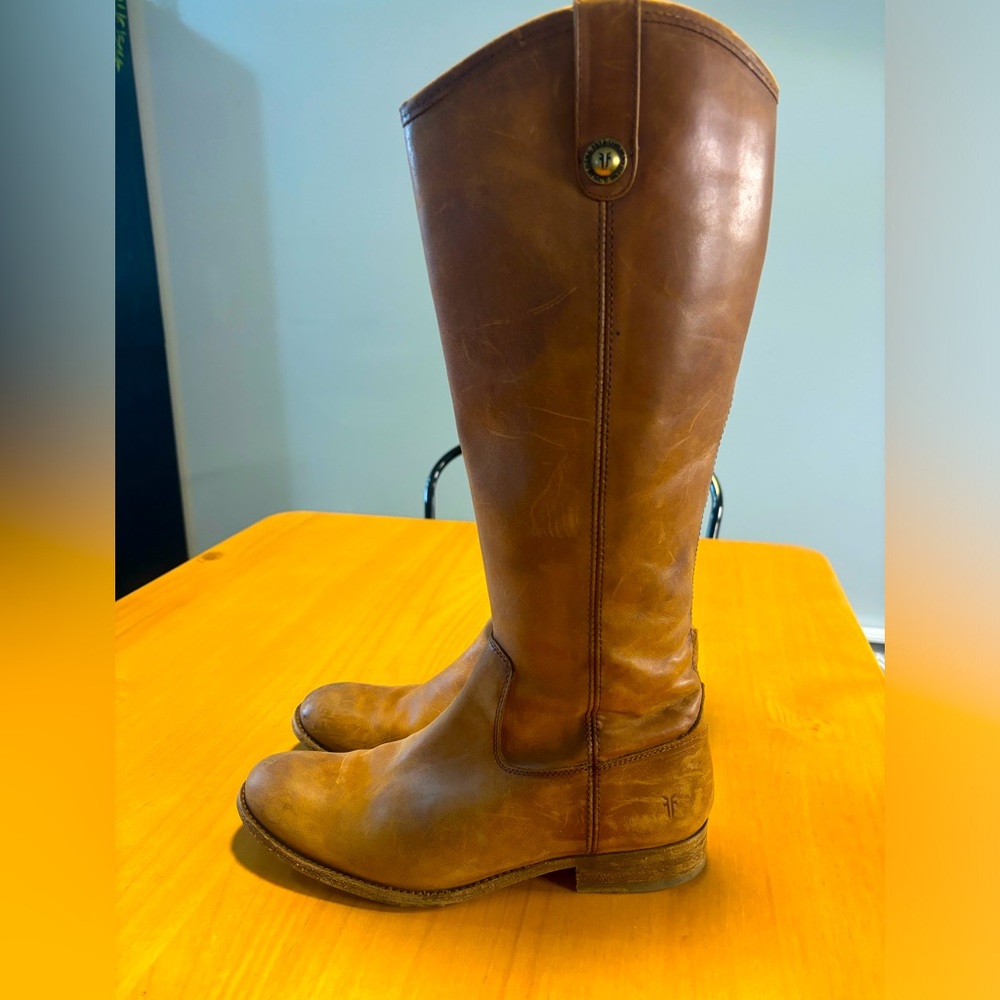 Frye Melisa button inside zip boots